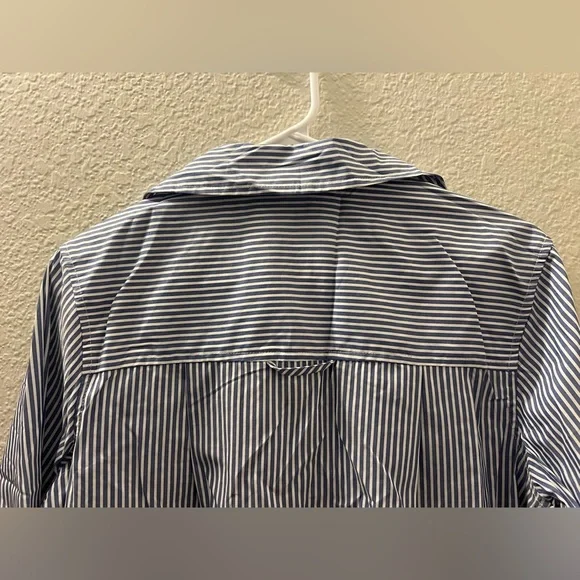 Woman Blue Striped Shirt - Picture 5 of 7